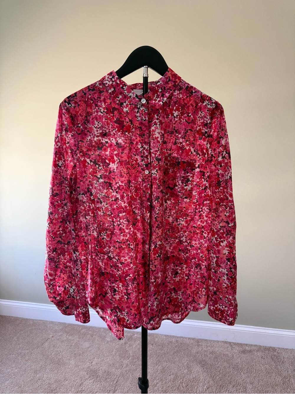 NWOT J.Jill  Pink Red Floral Button-Up Blouse Sz M (22.5" P2P)